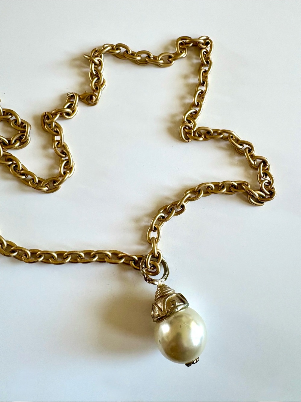 Vintage Chunky Gold-Tone Faux Pearl Drop Statement Necklace
